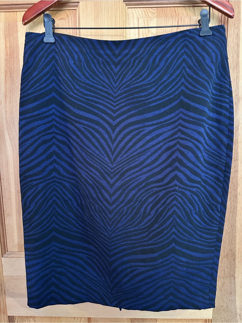Ann Taylor Navy & Black Zebra-Stripe Pencil Skirt Size 10